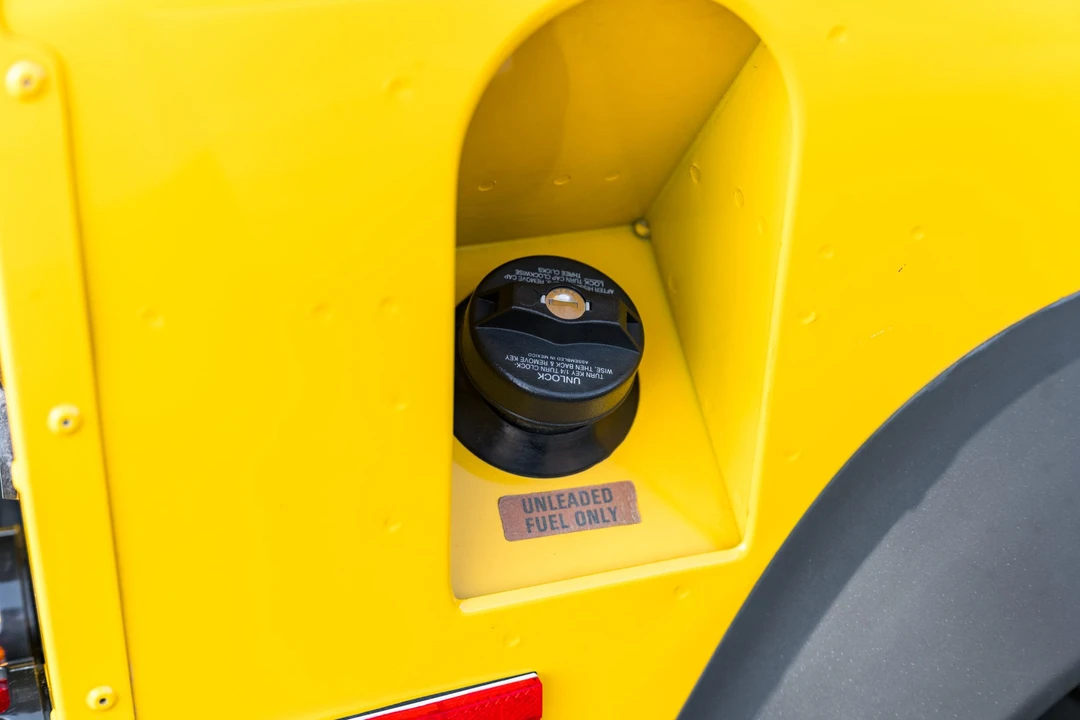 1994 Land Rover Defender 90 - Image 25 of 31