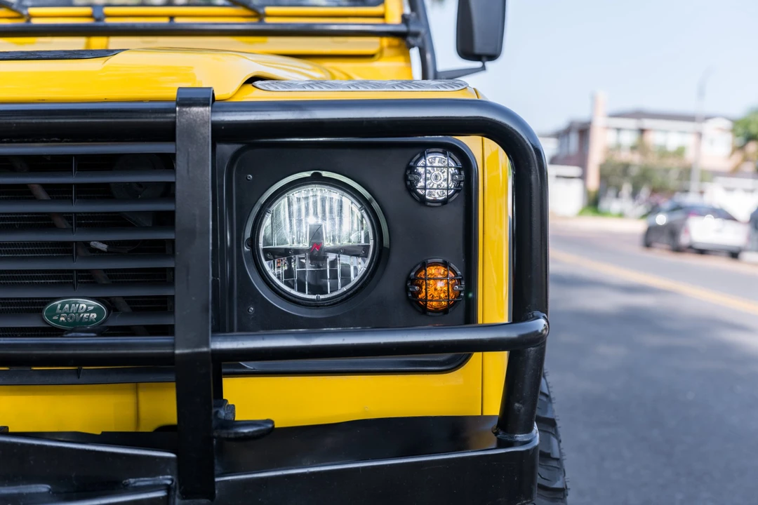 1994 Land Rover Defender 90 - Image 11 of 31