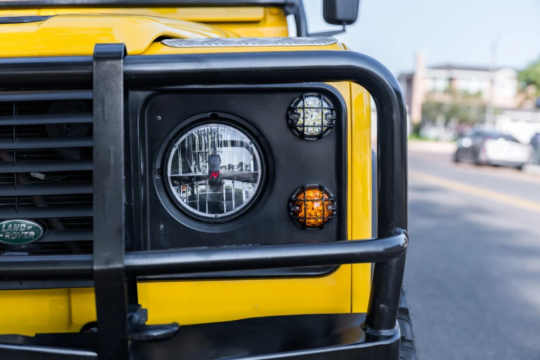 1994 Land Rover Defender 90 - Image 13 of 31