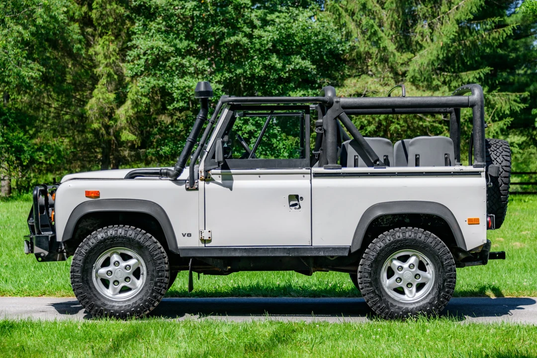 1994 Land Rover Defender 90 - Image 10 of 31