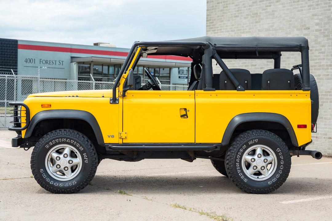 1994 Land Rover Defender 90 - Image 8 of 31