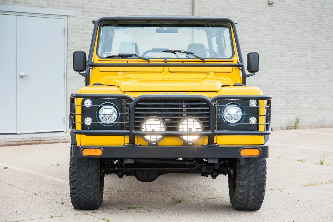 1994 Land Rover Defender 90 - Image 9 of 31