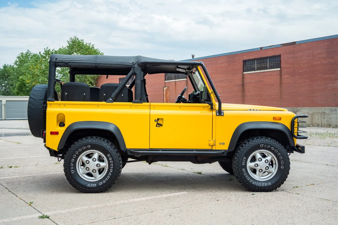 1994 Land Rover Defender 90 - Image 3 of 31