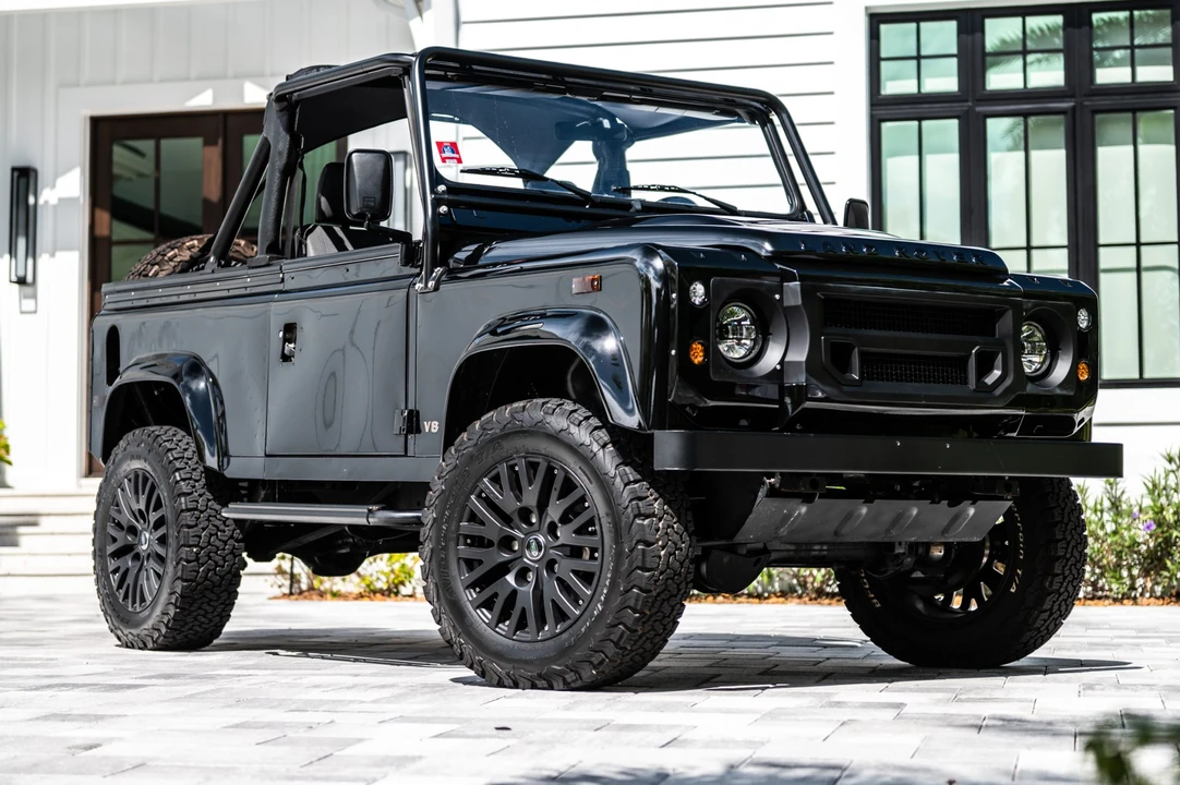 1994 Land Rover Defender 90 - Image 3 of 31