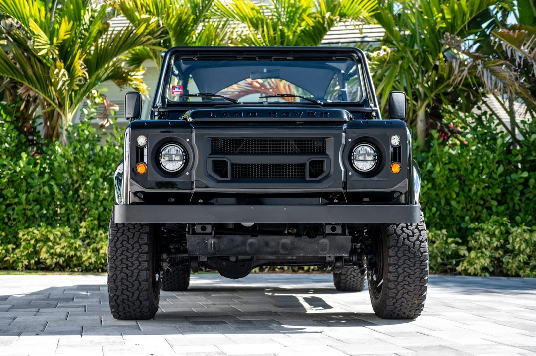 1994 Land Rover Defender 90 - Image 6 of 31