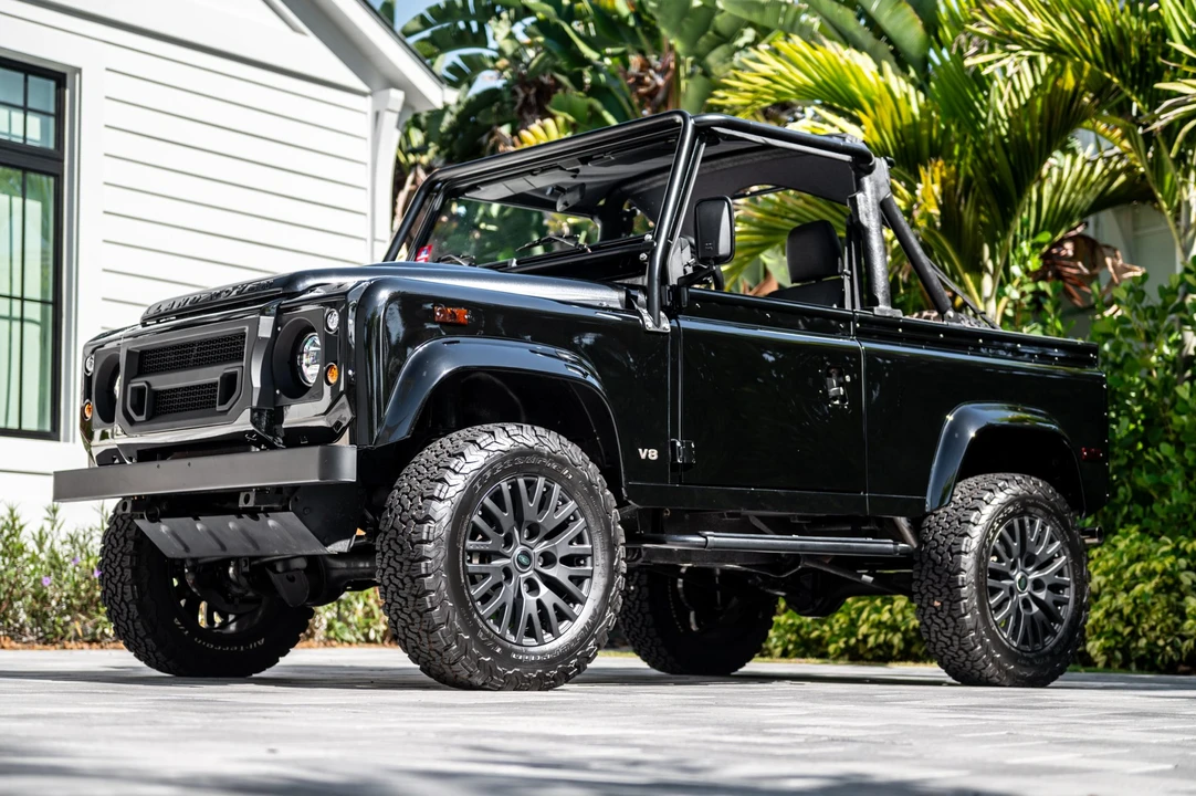 1994 Land Rover Defender 90 - Image 10 of 31
