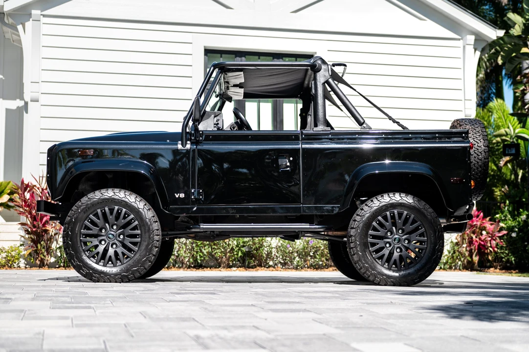 1994 Land Rover Defender 90 - Image 12 of 31