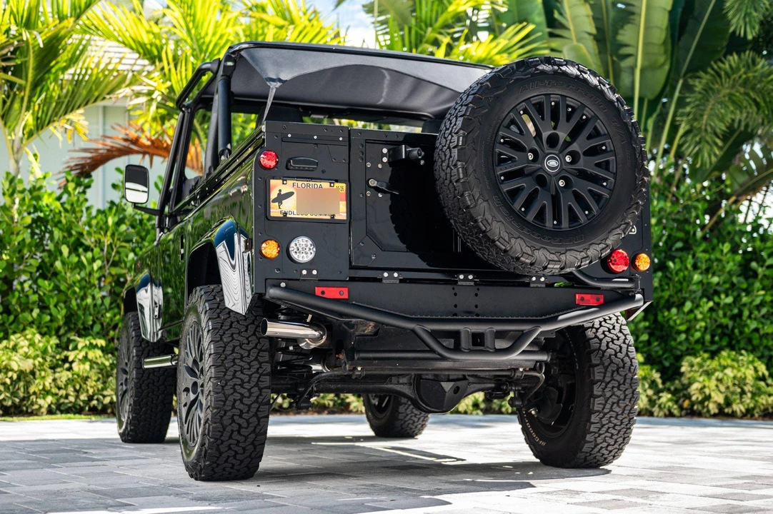 1994 Land Rover Defender 90 - Image 17 of 31