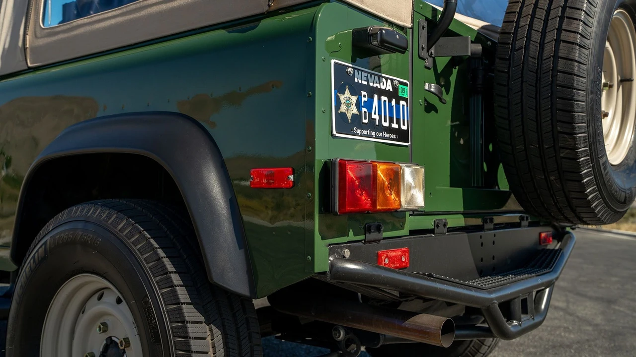 1994 Land Rover Defender 90 - Image 21 of 31
