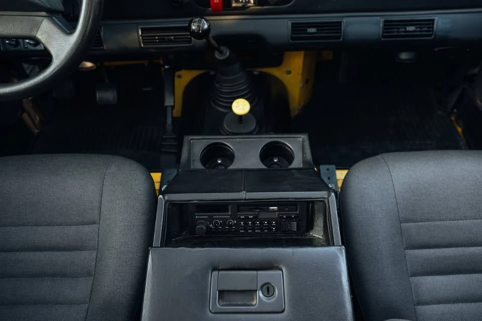 1994 Land Rover Defender 90 - Image 17 of 20