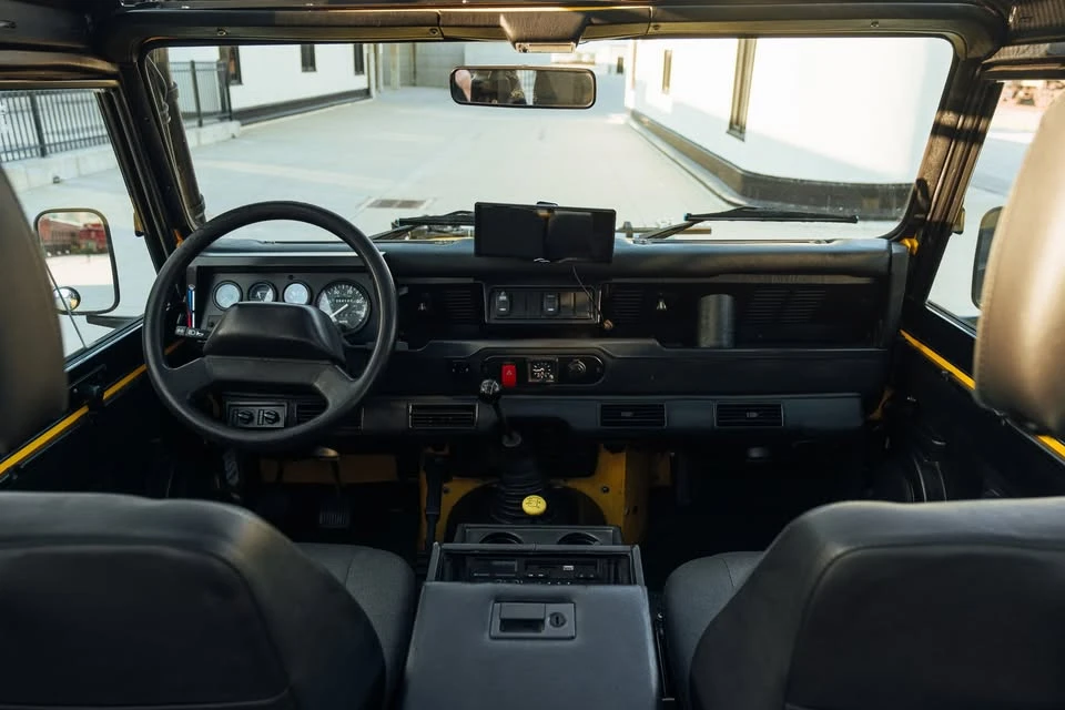 1994 Land Rover Defender 90 - Image 12 of 20