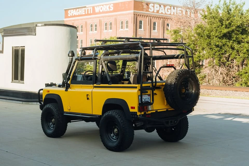 1994 Land Rover Defender 90 - Image 9 of 20