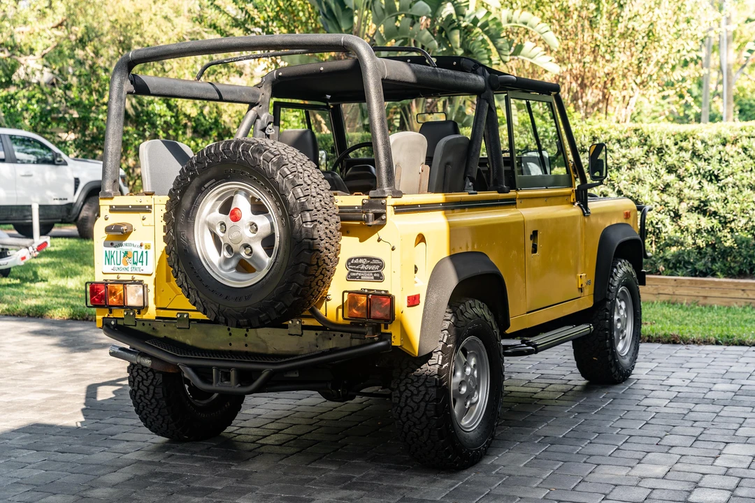 1994 Land Rover Defender 90 - Image 7 of 31