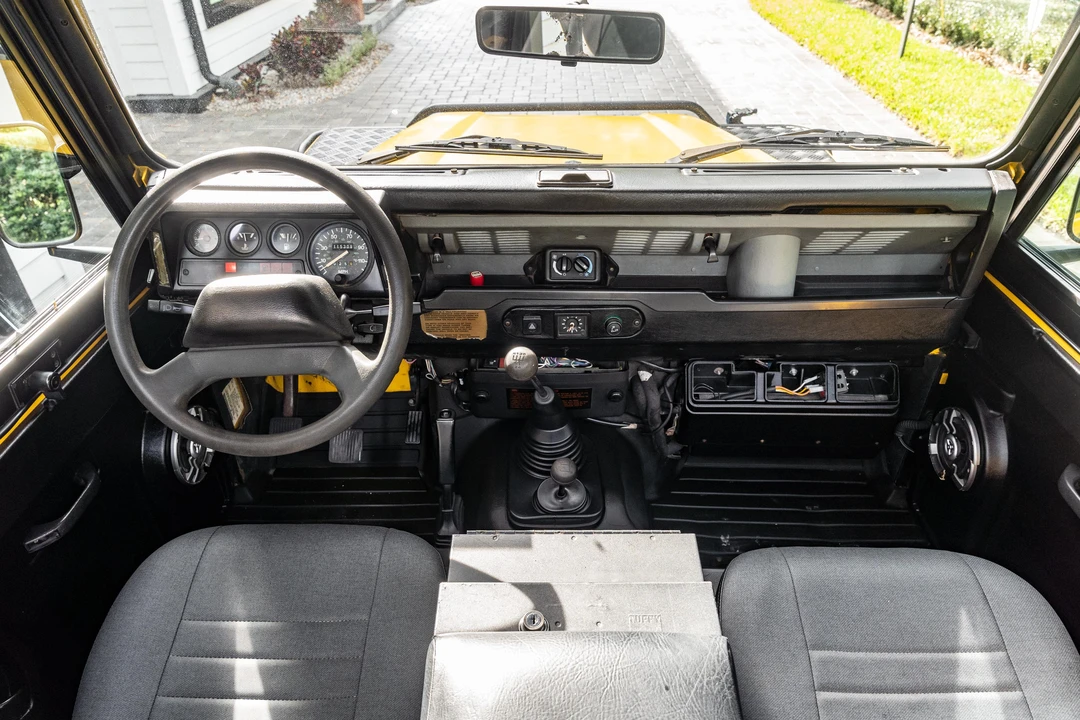 1994 Land Rover Defender 90 - Image 27 of 31