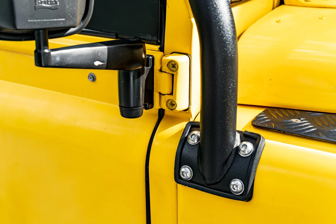 1994 Land Rover Defender 90 - Image 17 of 31