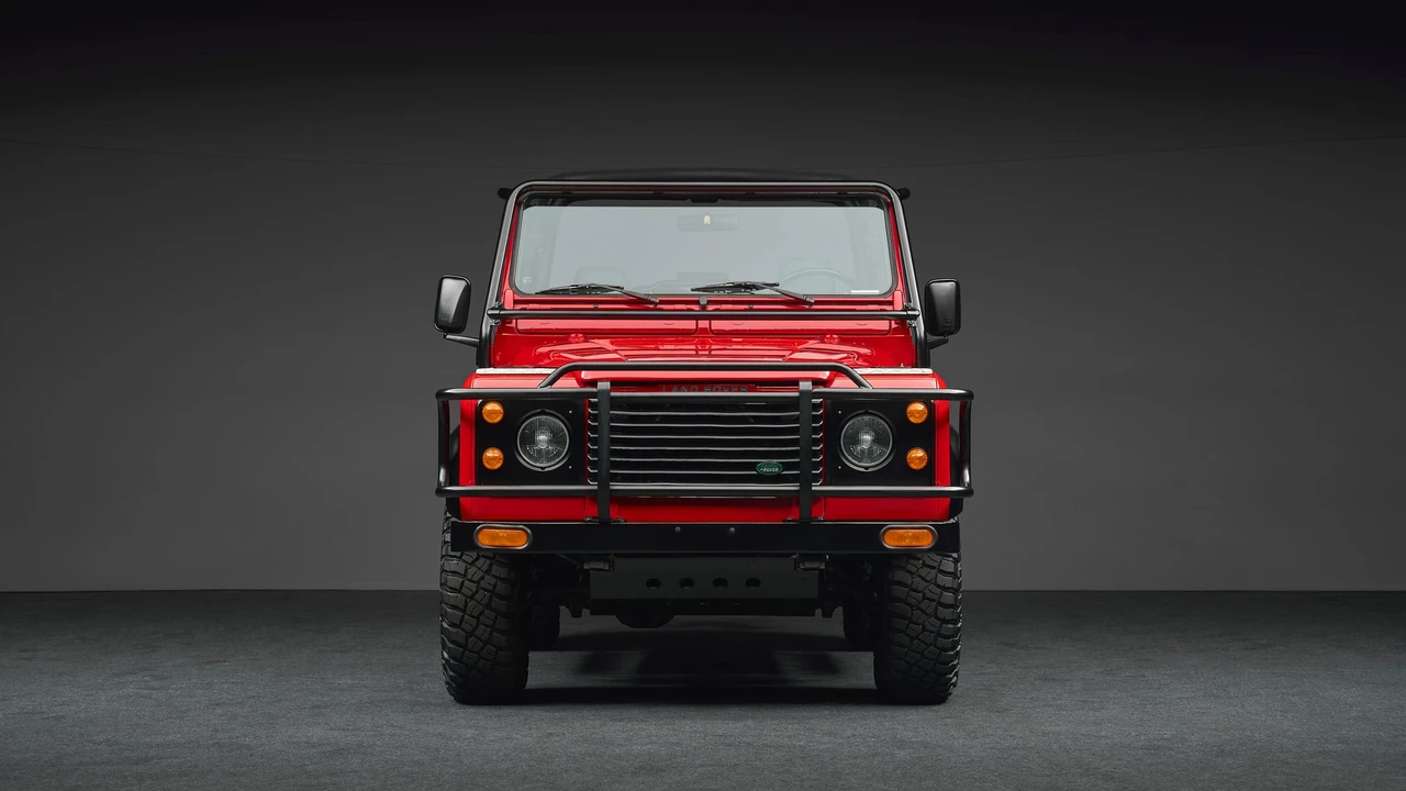 1994 Land Rover Defender 90 - Image 14 of 31