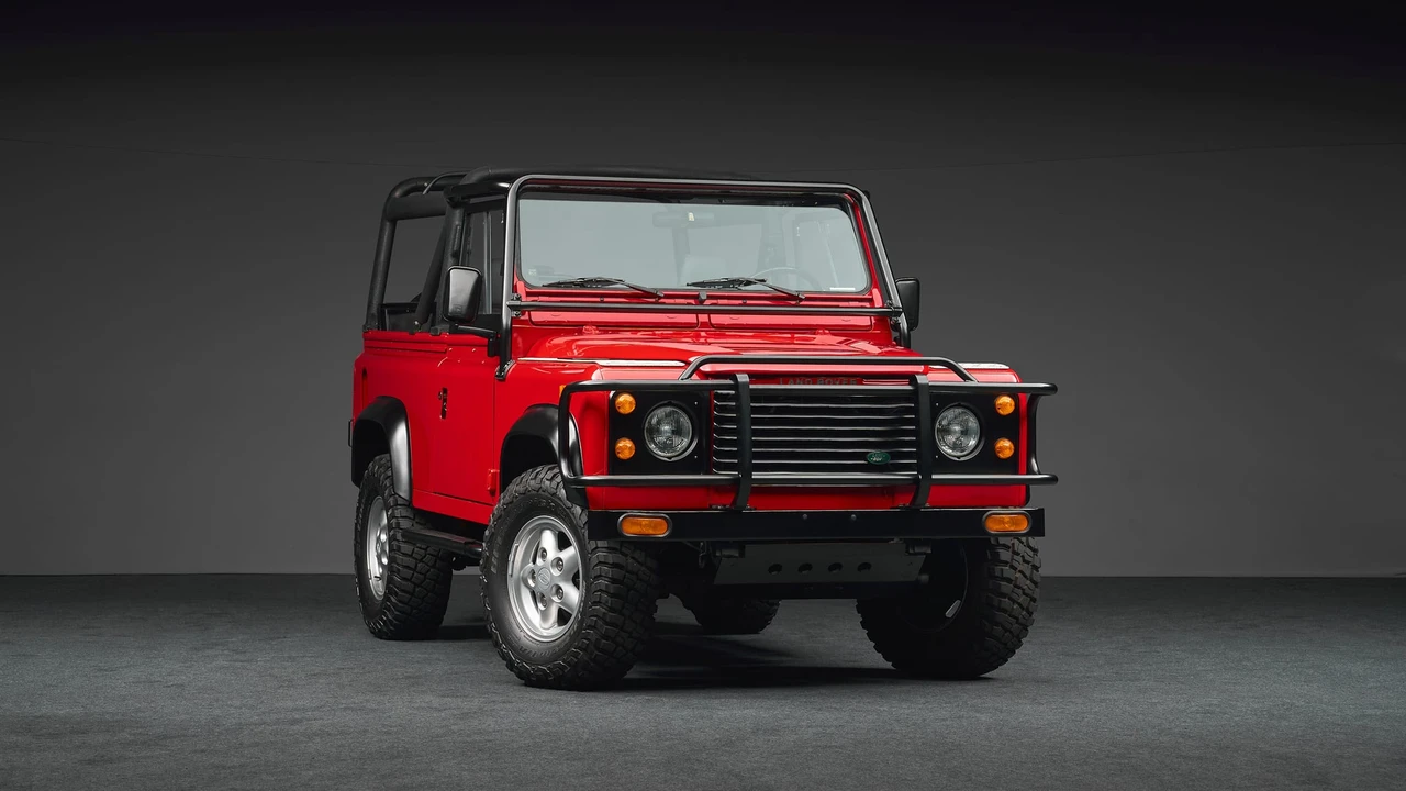 1994 Land Rover Defender 90 - Image 15 of 31
