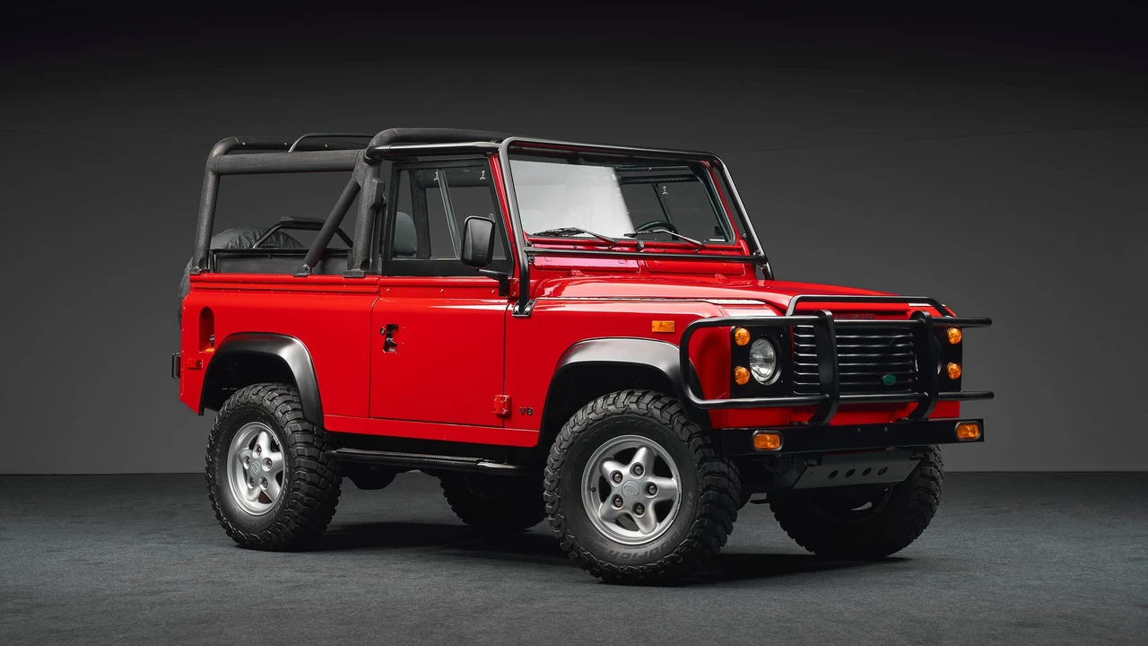 1994 Land Rover Defender 90 - Image 16 of 31