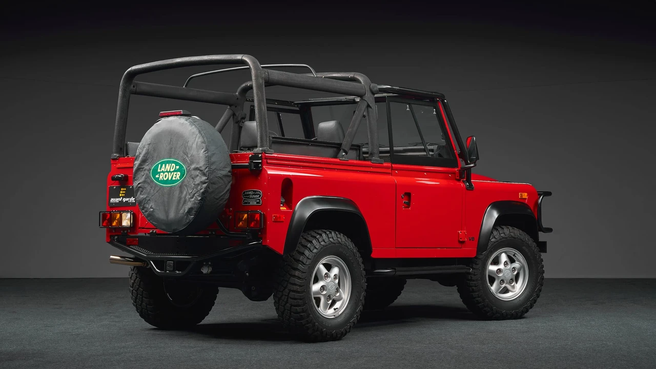 1994 Land Rover Defender 90 - Image 18 of 31