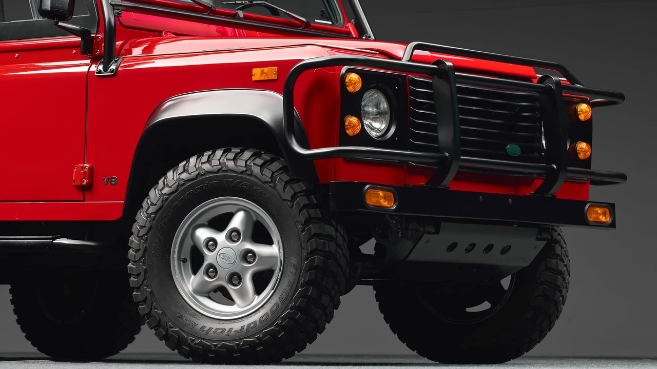 1994 Land Rover Defender 90 - Image 25 of 31