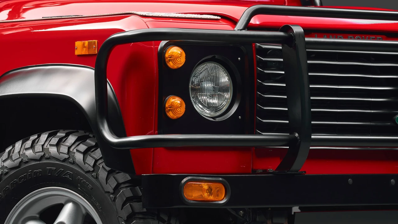 1994 Land Rover Defender 90 - Image 29 of 31