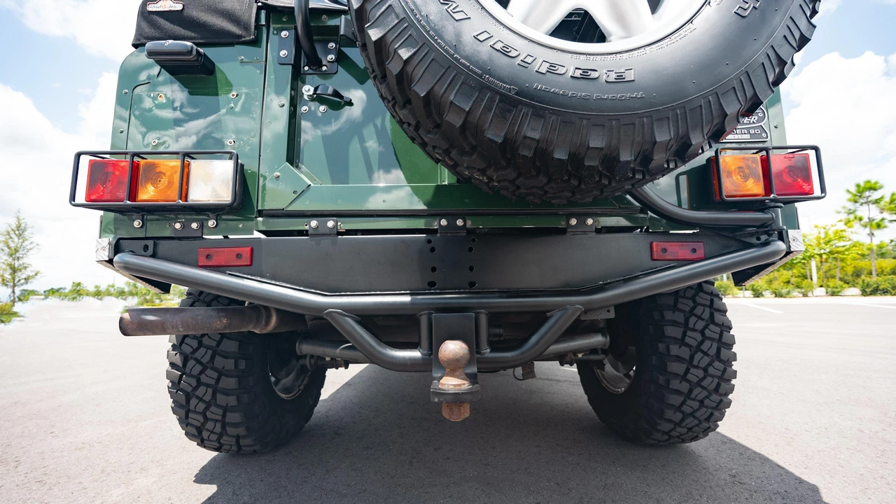 1994 Land Rover Defender 90 - Image 15 of 31