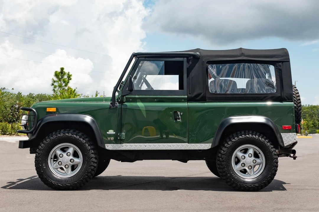 1994 Land Rover Defender 90 - Image 3 of 31