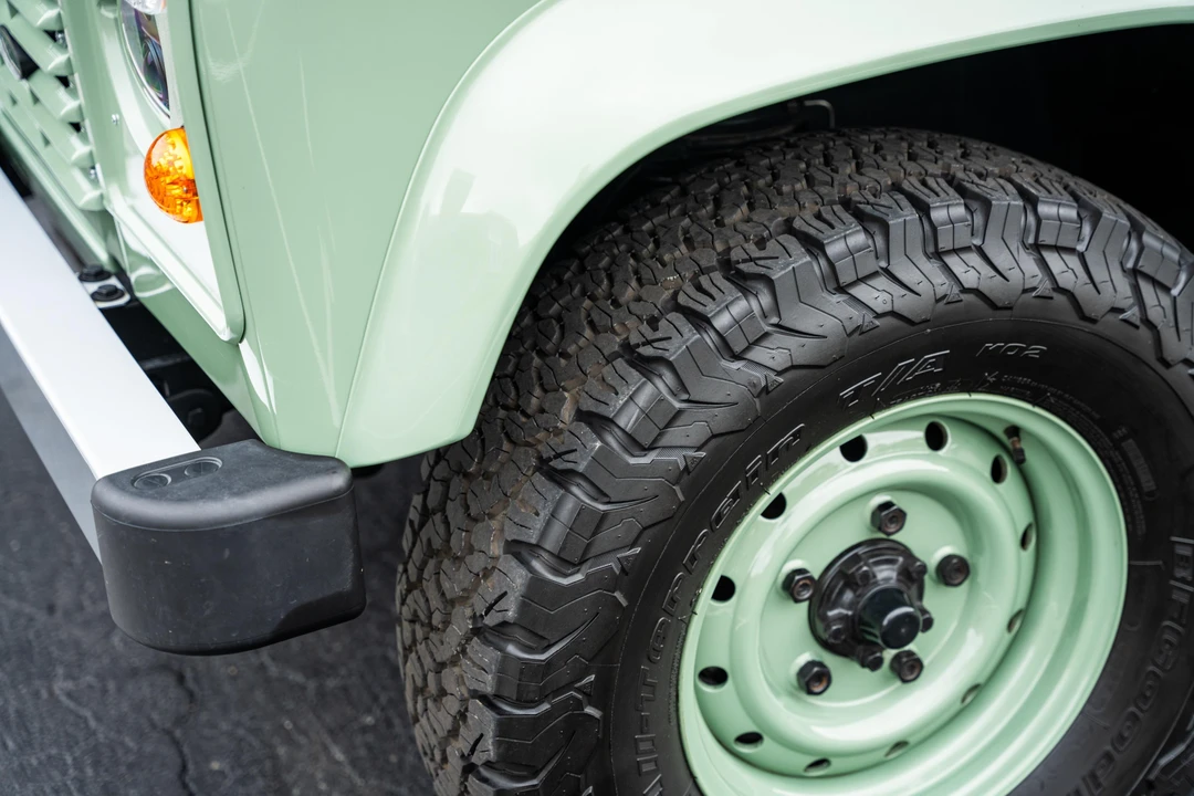 1994 Land Rover Defender 90 - Image 15 of 31
