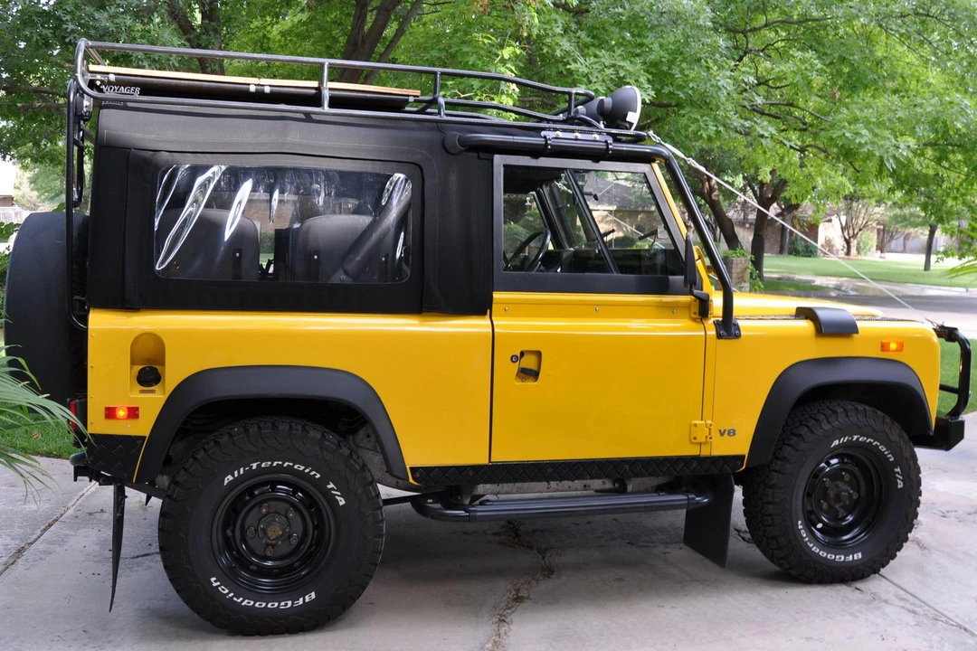 1994 Land Rover Defender 90 - Image 4 of 6