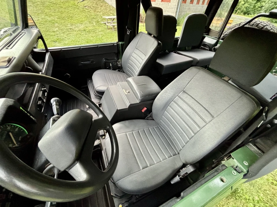 1994 Land Rover Defender 90 - Image 17 of 29