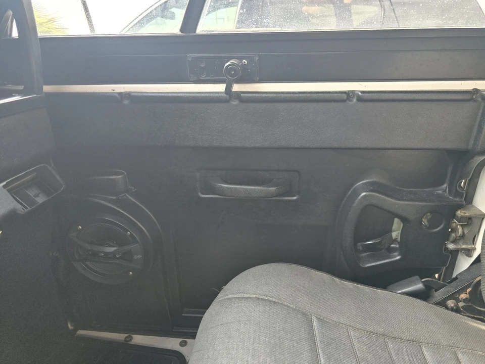 1994 Land Rover Defender 90 - Image 24 of 31