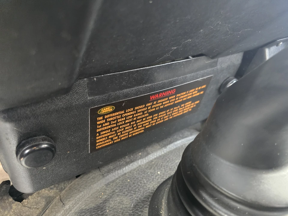1994 Land Rover Defender 90 - Image 7 of 31