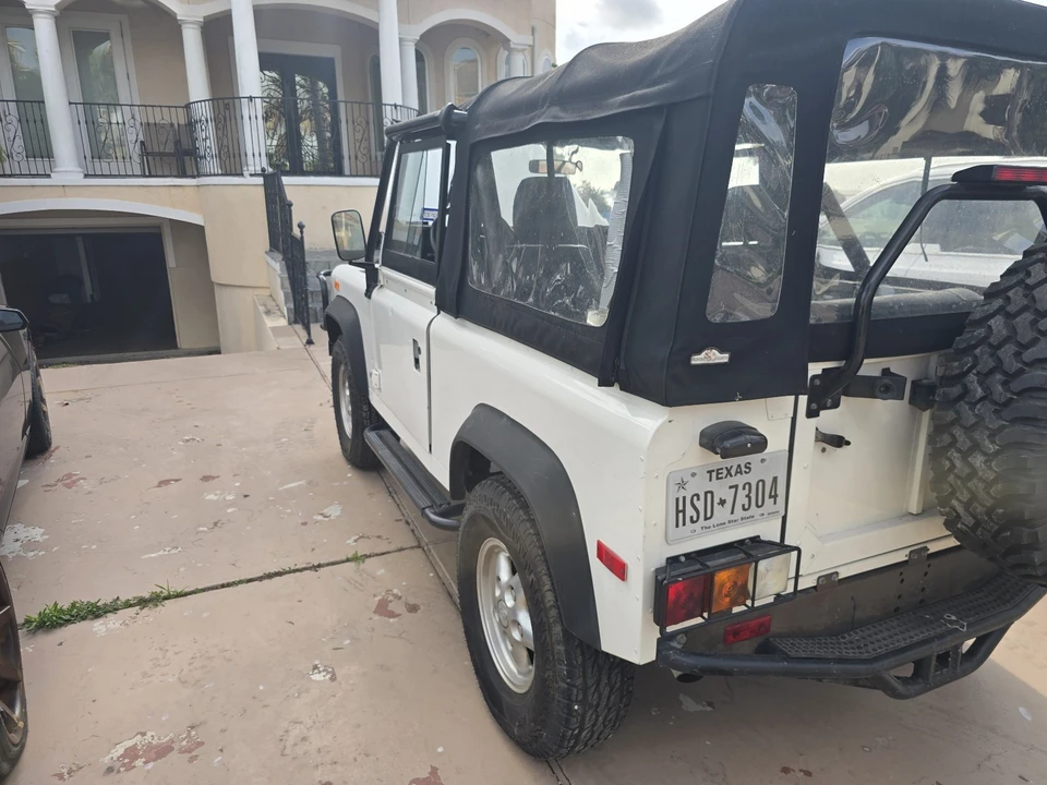1994 Land Rover Defender 90 - Image 3 of 31