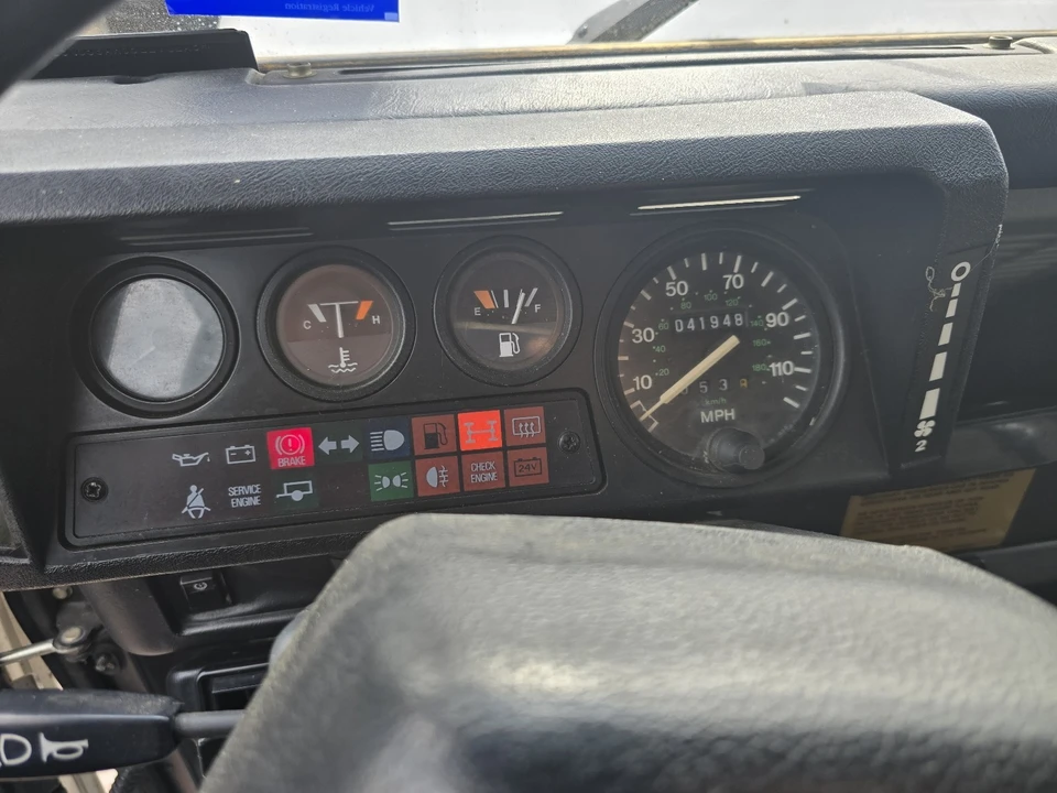 1994 Land Rover Defender 90 - Image 11 of 31