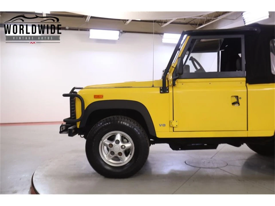 1994 Land Rover Defender 90 - Image 7 of 31
