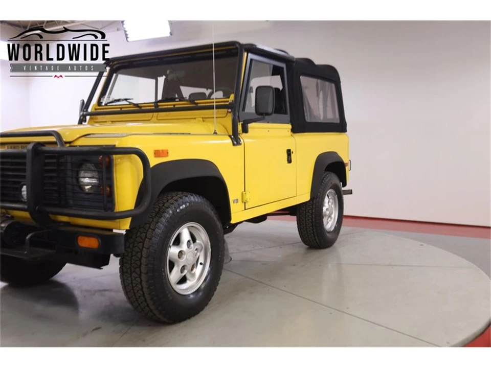 1994 Land Rover Defender 90 - Image 13 of 31