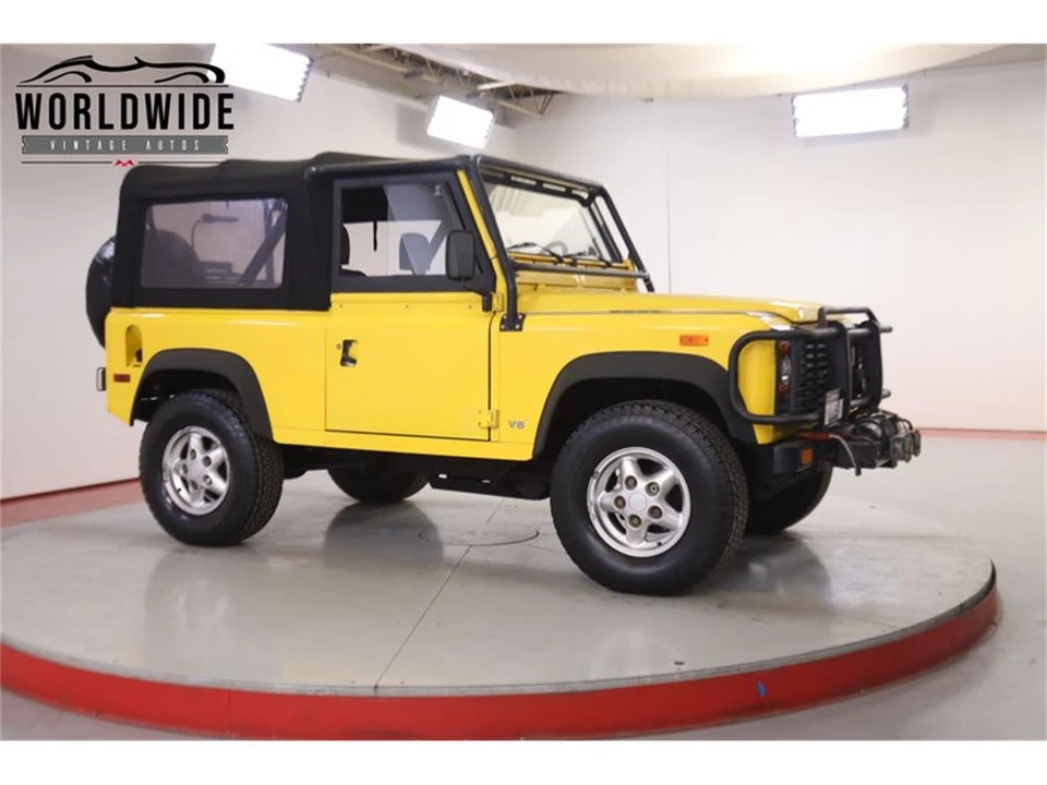 1994 Land Rover Defender 90 - Image 2 of 31