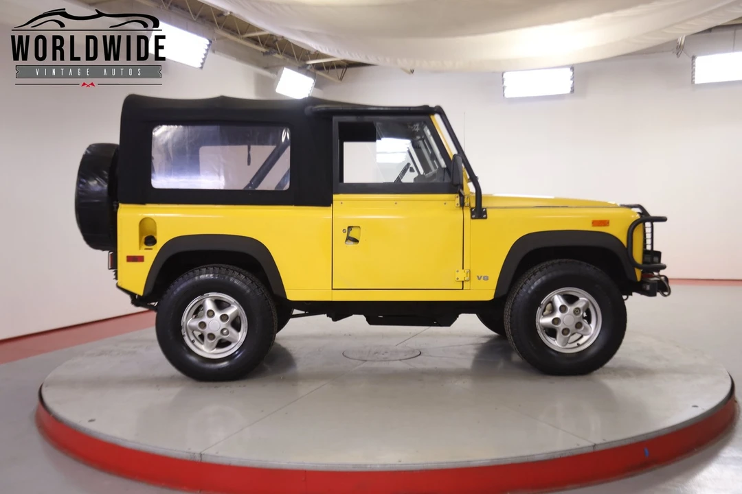 1994 Land Rover Defender 90 - Image 4 of 12