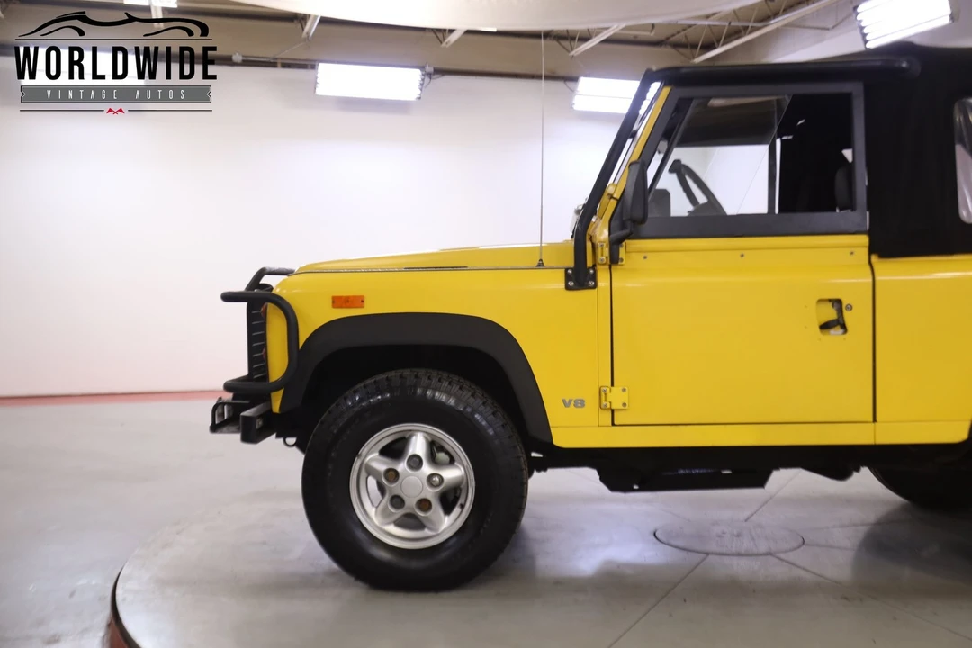 1994 Land Rover Defender 90 - Image 7 of 12