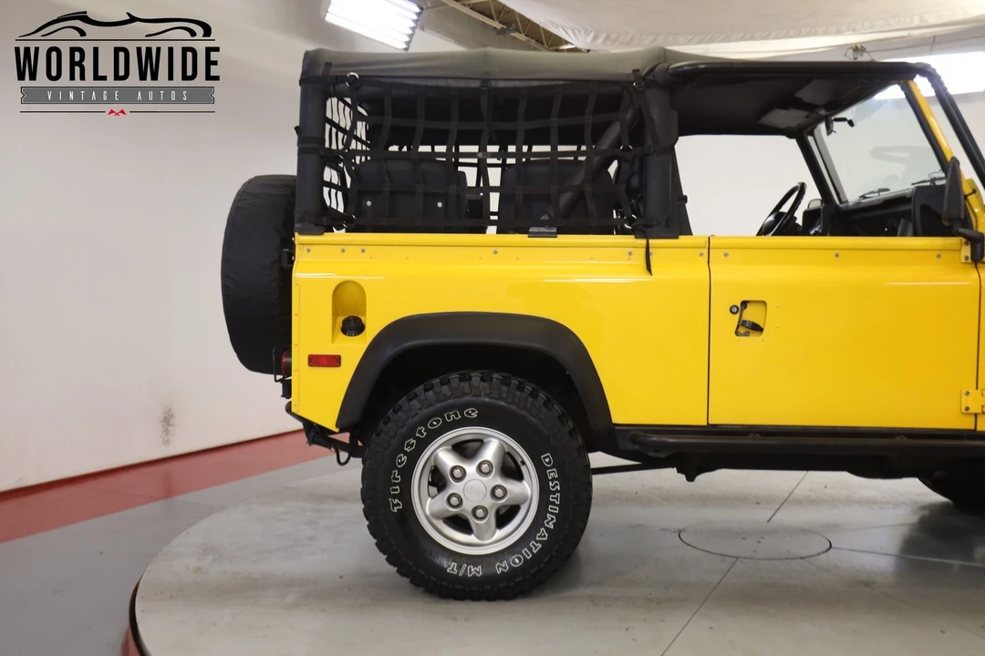 1994 Land Rover Defender 90 - Image 9 of 12