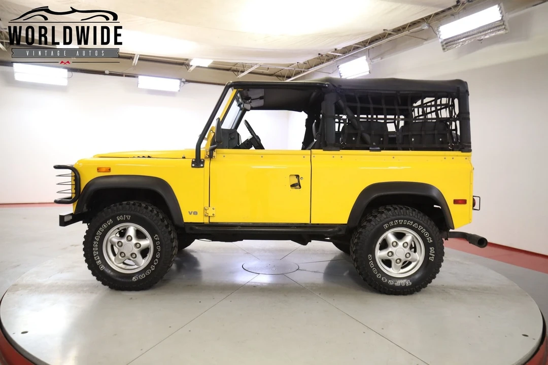 1994 Land Rover Defender 90 - Image 3 of 12