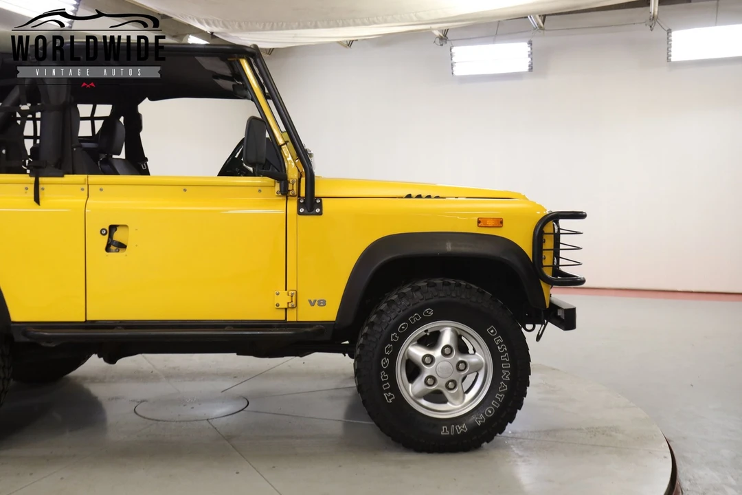 1994 Land Rover Defender 90 - Image 8 of 12