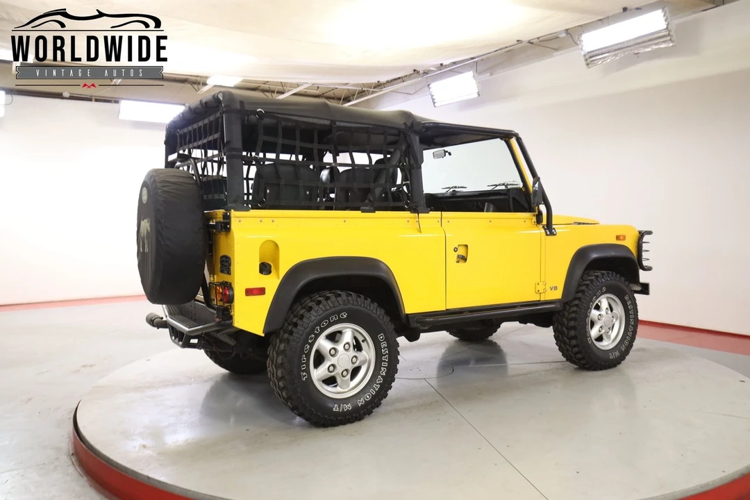 1994 Land Rover Defender 90 - Image 6 of 12