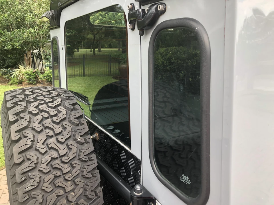 1994 Land Rover Defender 90 - Image 27 of 31
