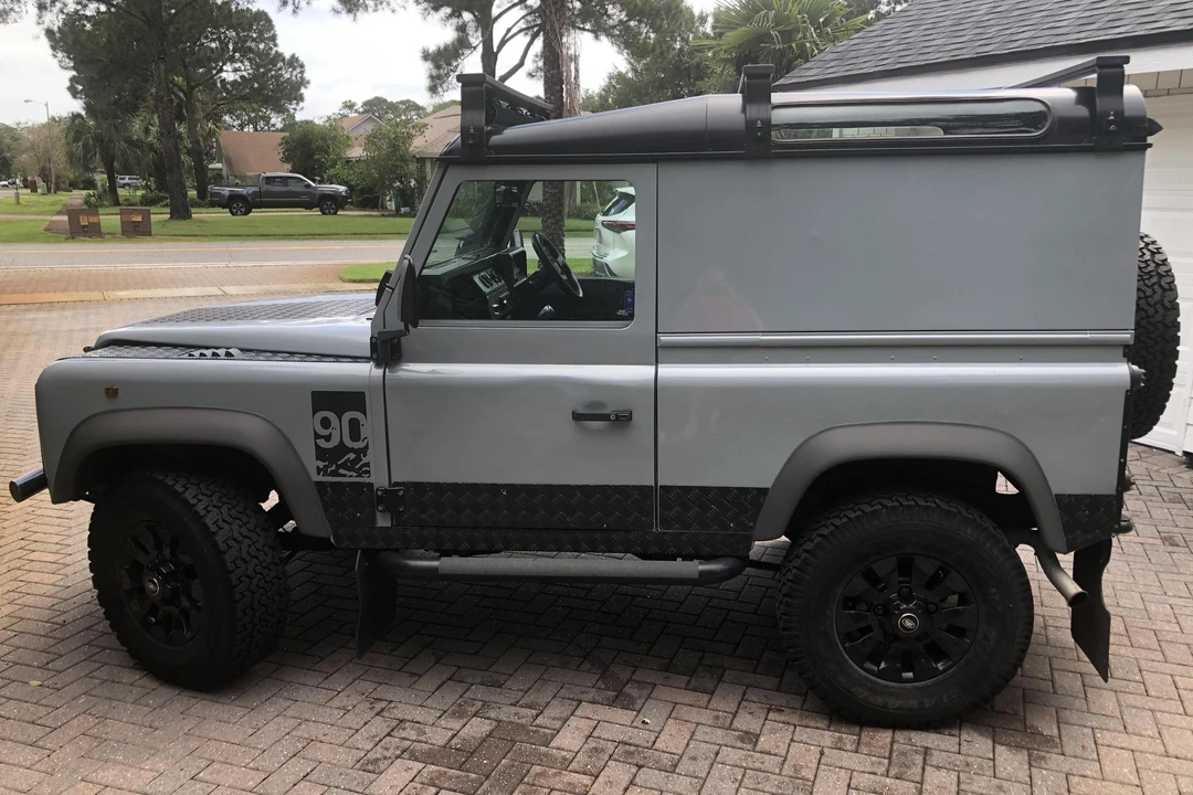1994 Land Rover Defender 90 - Image 3 of 31