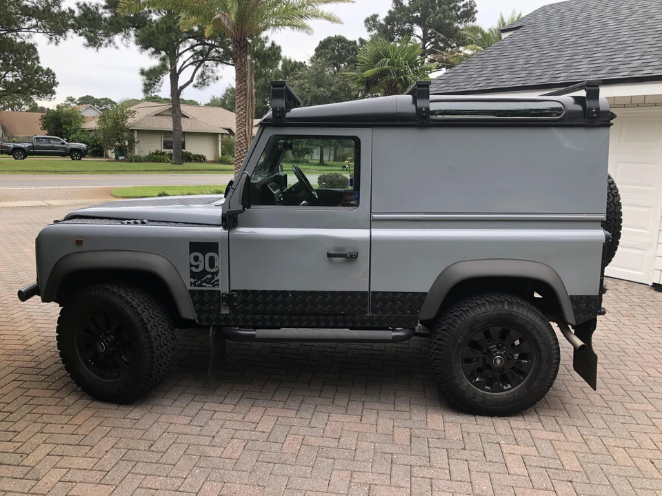 1994 Land Rover Defender 90 - Image 10 of 31