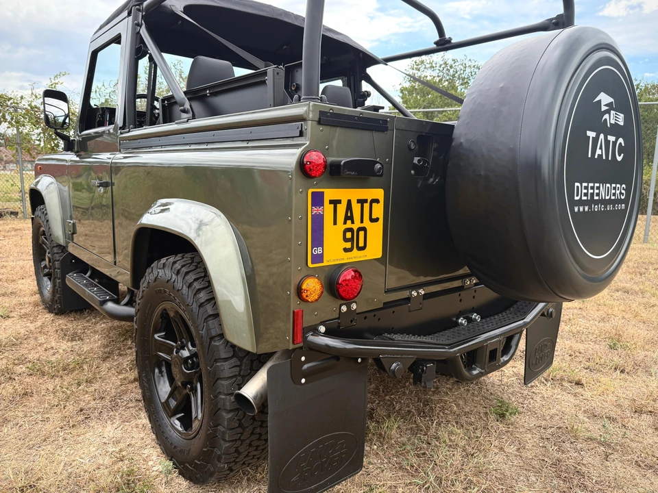 1994 Land Rover Defender 90 - Image 16 of 31