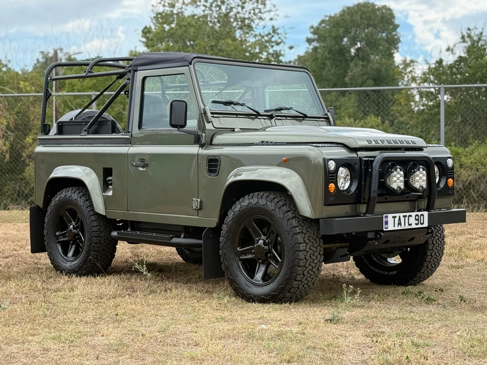 1994 Land Rover Defender 90 - Image 19 of 31
