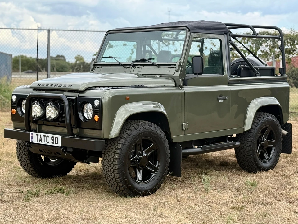 1994 Land Rover Defender 90 - Image 10 of 31
