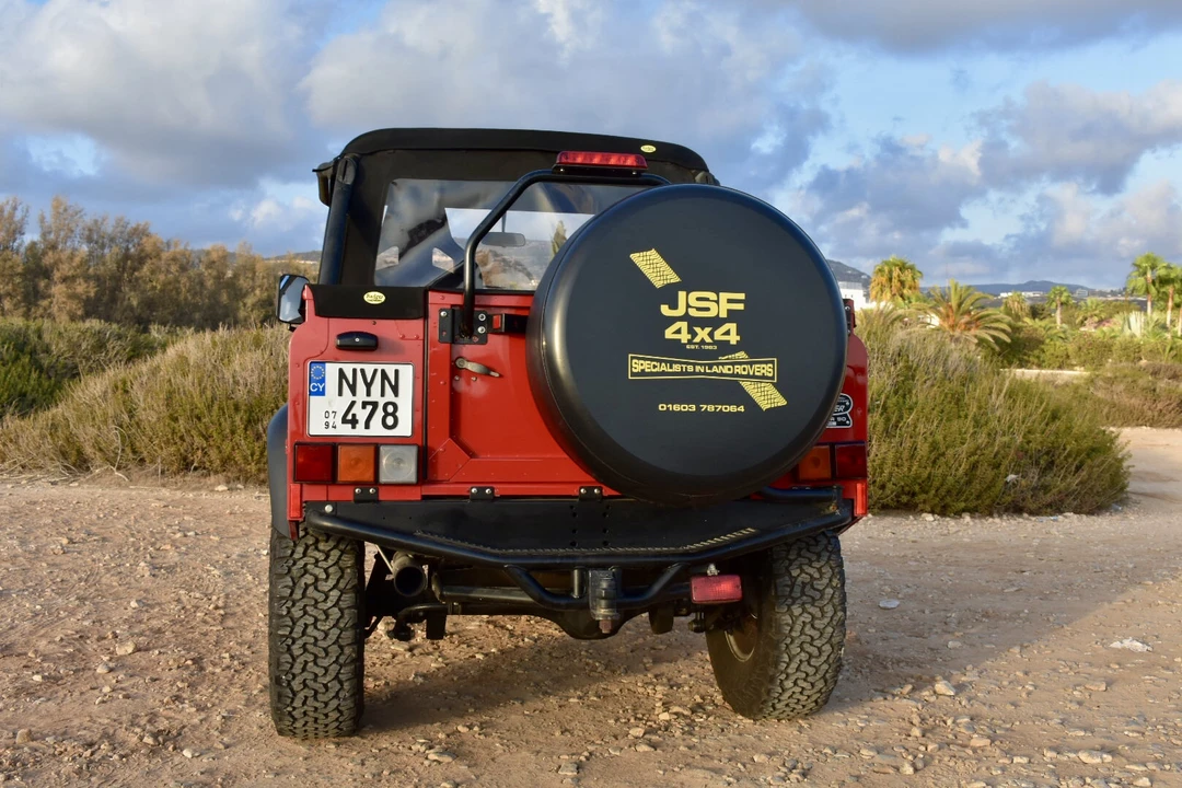 1994 Land Rover Defender 90 - Image 6 of 31
